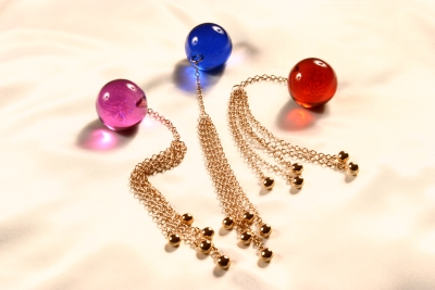 BAV34 Insertable 34mm crystal orb with five Gold pendants