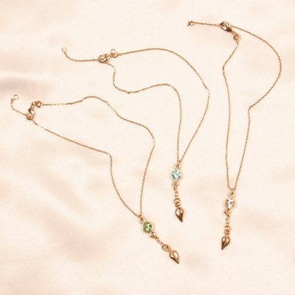 CHC28 Uni-sex Leaves wrist or ankle chain with gem