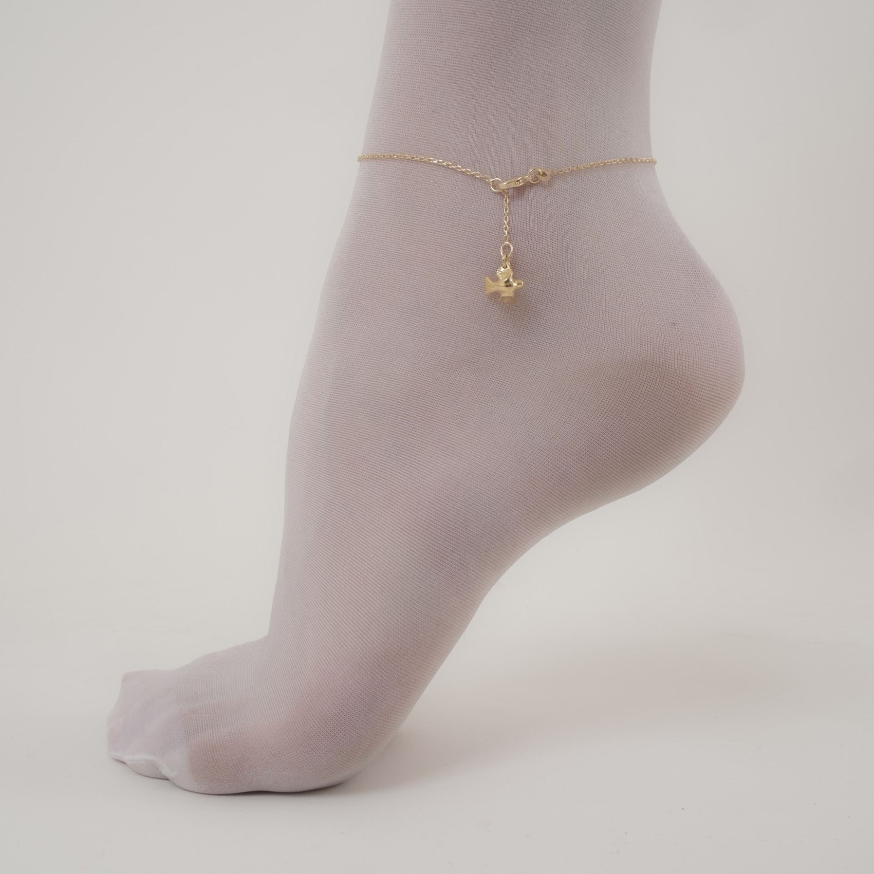 CHC51 Gold Wrist or Ankle Chain with Bird Pendant