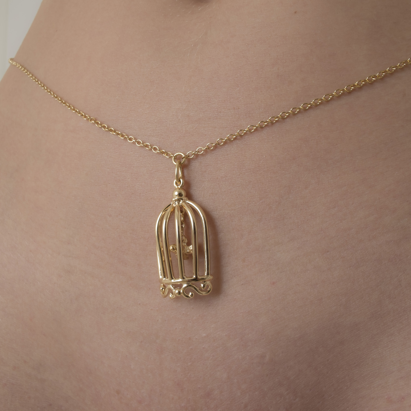 CHT124 Gold Waist Chain with Bird in a Cage Pendant
